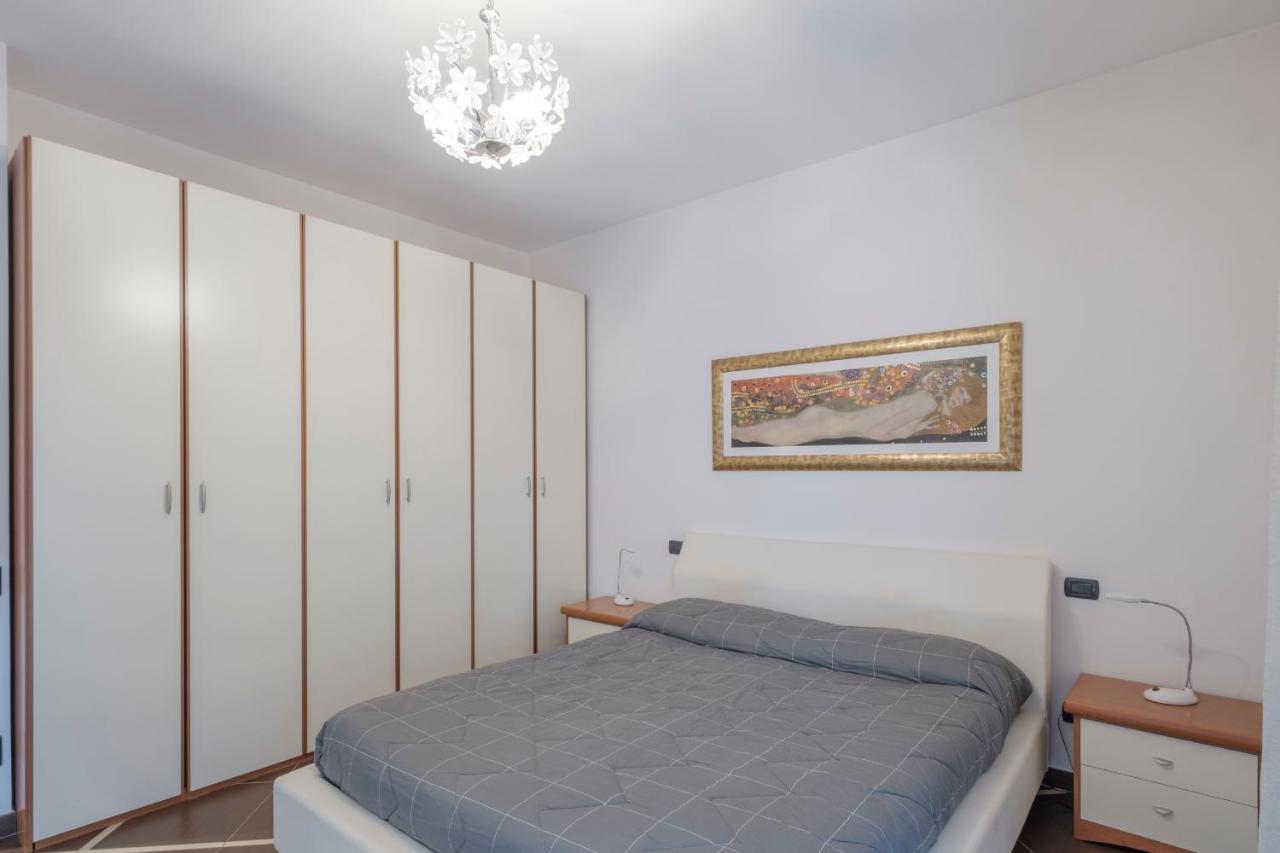 Aura Home Sirmione - 2 Bedrooms Apartment エクステリア 写真
