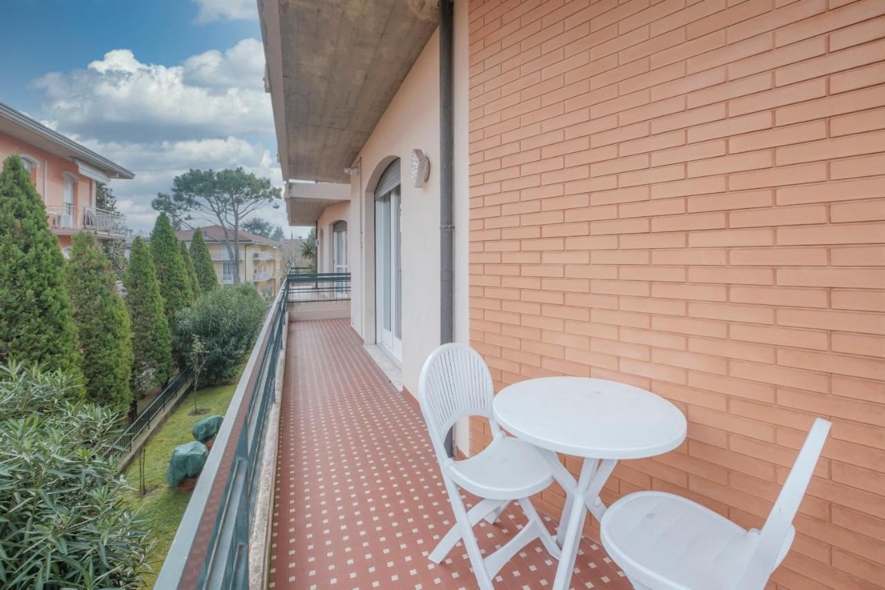 Aura Home Sirmione - 2 Bedrooms Apartment エクステリア 写真