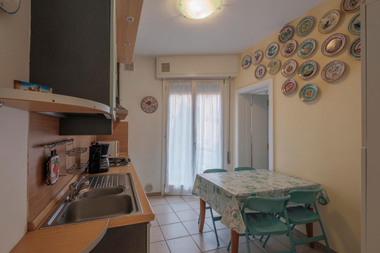 Aura Home Sirmione - 2 Bedrooms Apartment エクステリア 写真
