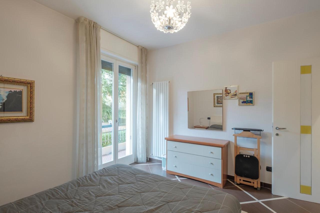 Aura Home Sirmione - 2 Bedrooms Apartment エクステリア 写真